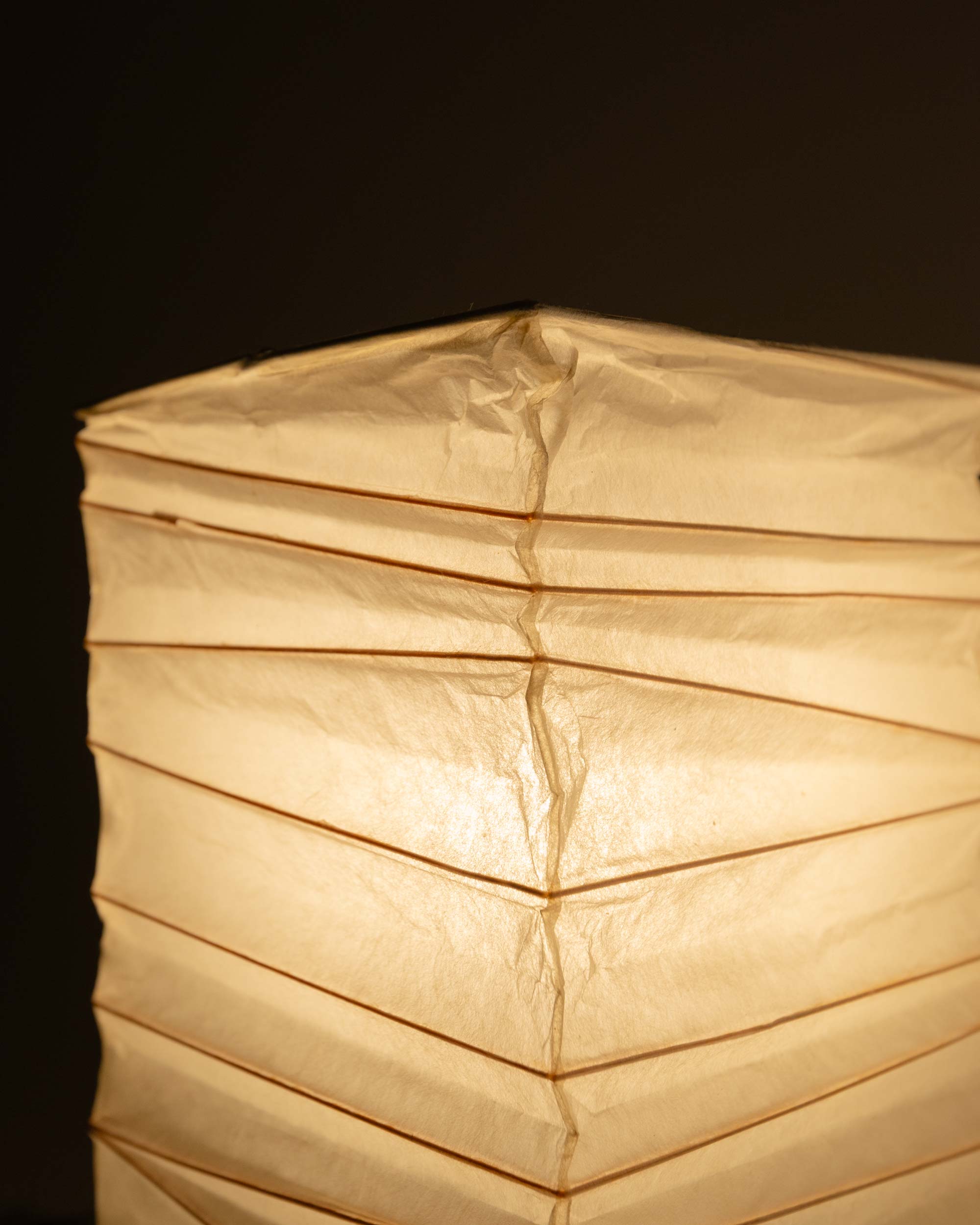 A pair of 1951 Isamu Noguchi Akari Table Lamps BB1-30XN, New Old