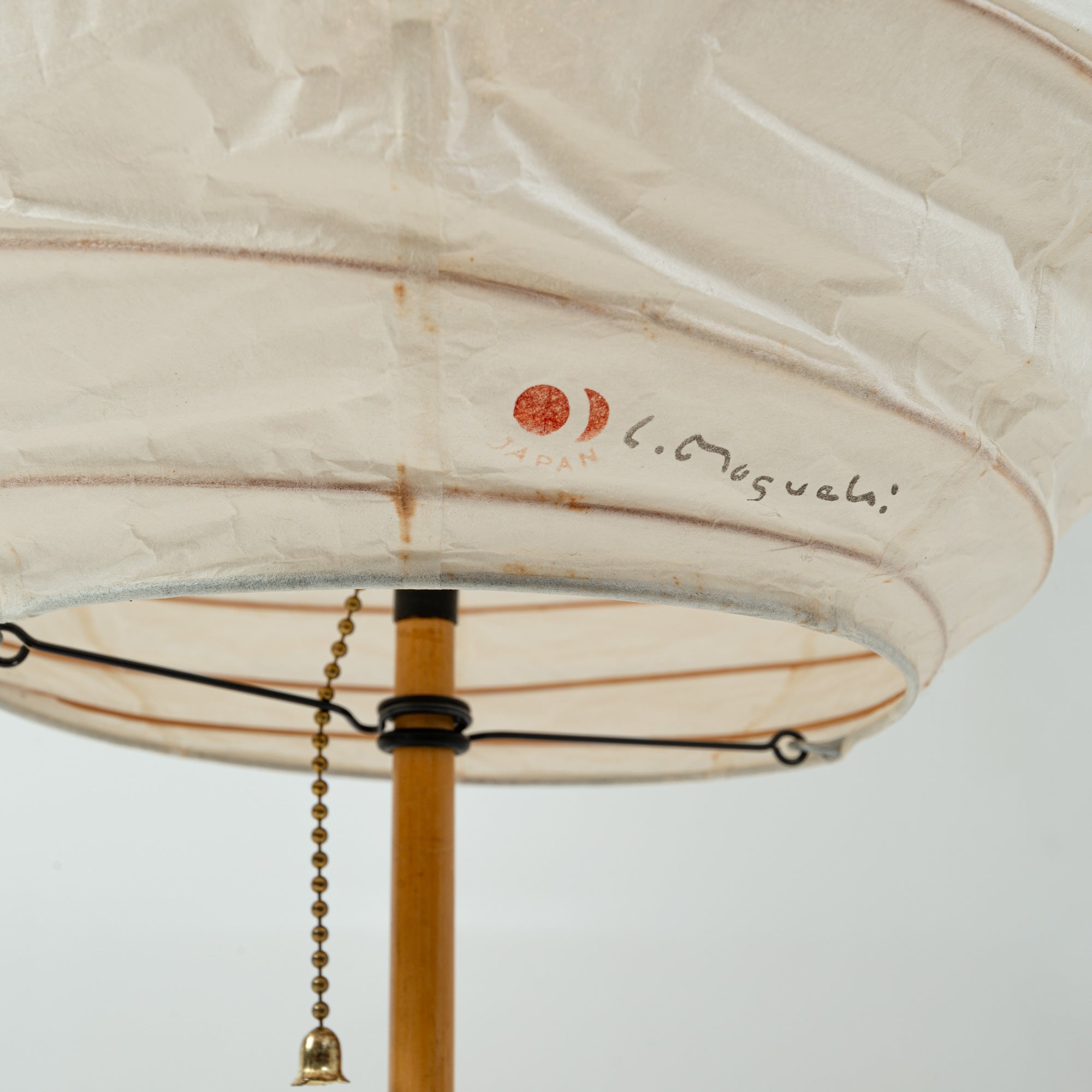 新品 イサムノグチ Akari BB1-30DD 1950s Akari BB1-30DD lamp by Isamu Noguchi — Carefully Picked