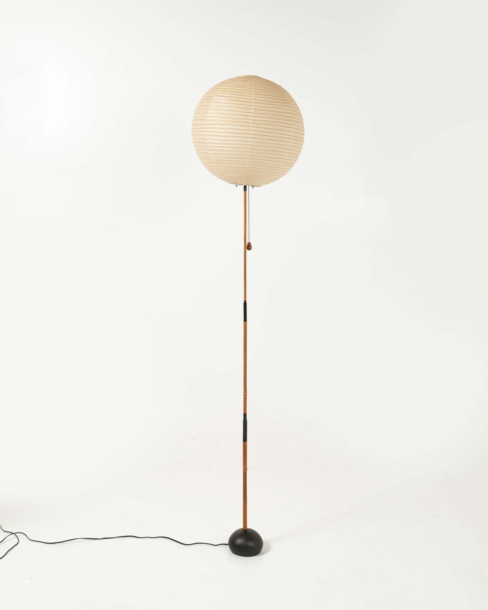 Early Isamu Noguchi Akari Light Sculpture BB3 45A Floor Lamp