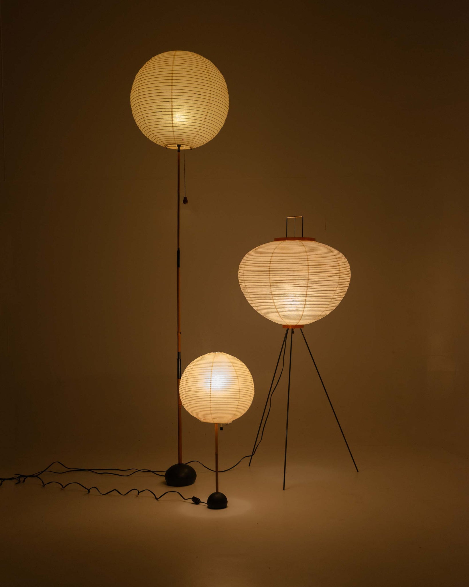 Early Isamu Noguchi Akari Light Sculpture BB3 45A Floor Lamp