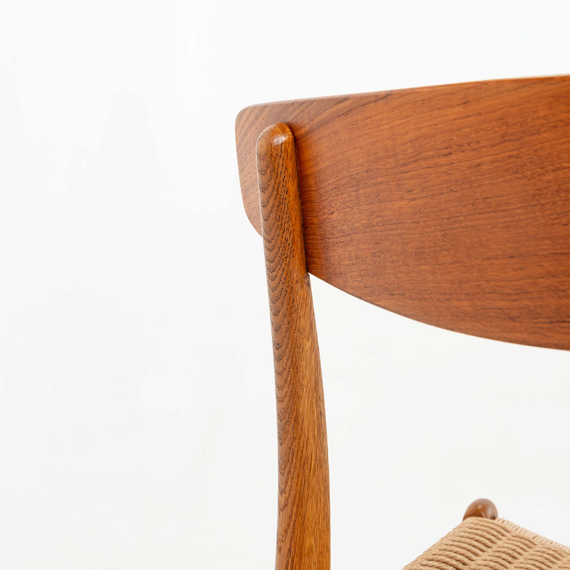 CH23 Chairs by Hans Wegner for Carl Hansen and Son in Oak and Teak