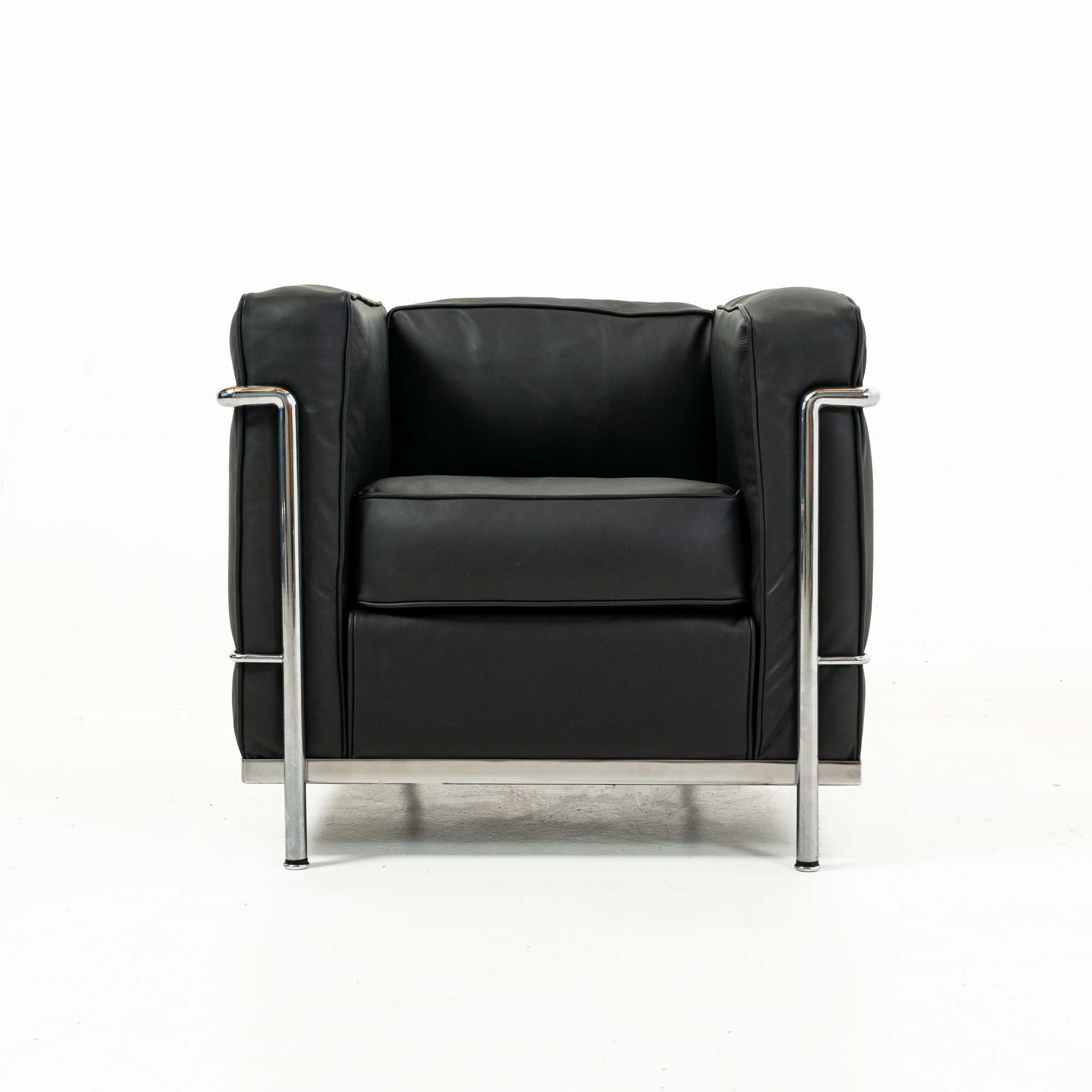 Le Corbusier for Cassina LC2 Armchair Bernhardt Elan Black leather