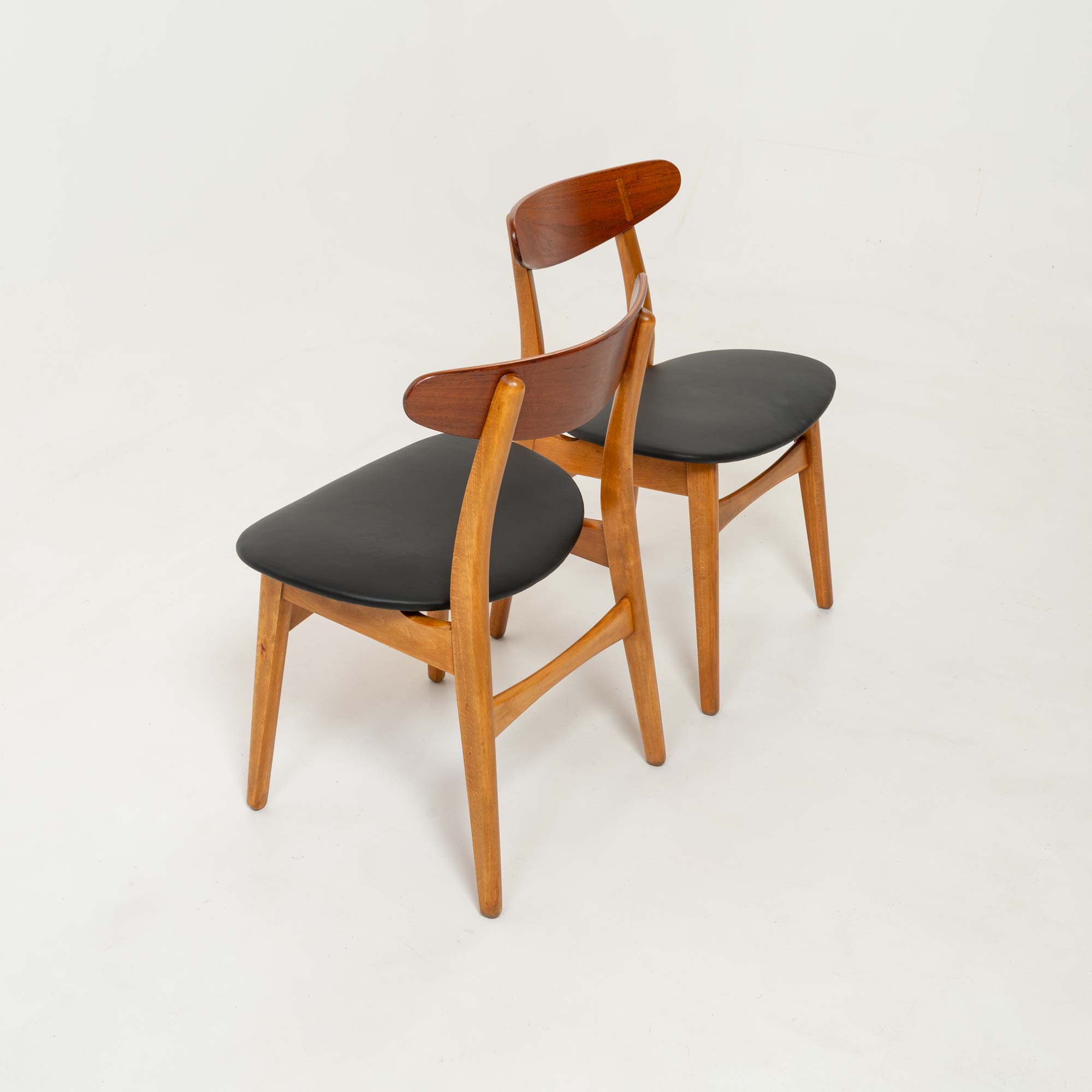 Set of six Hans Wegner for Carl Hansen & Son CH-30 Chairs in Teak and Black Leather