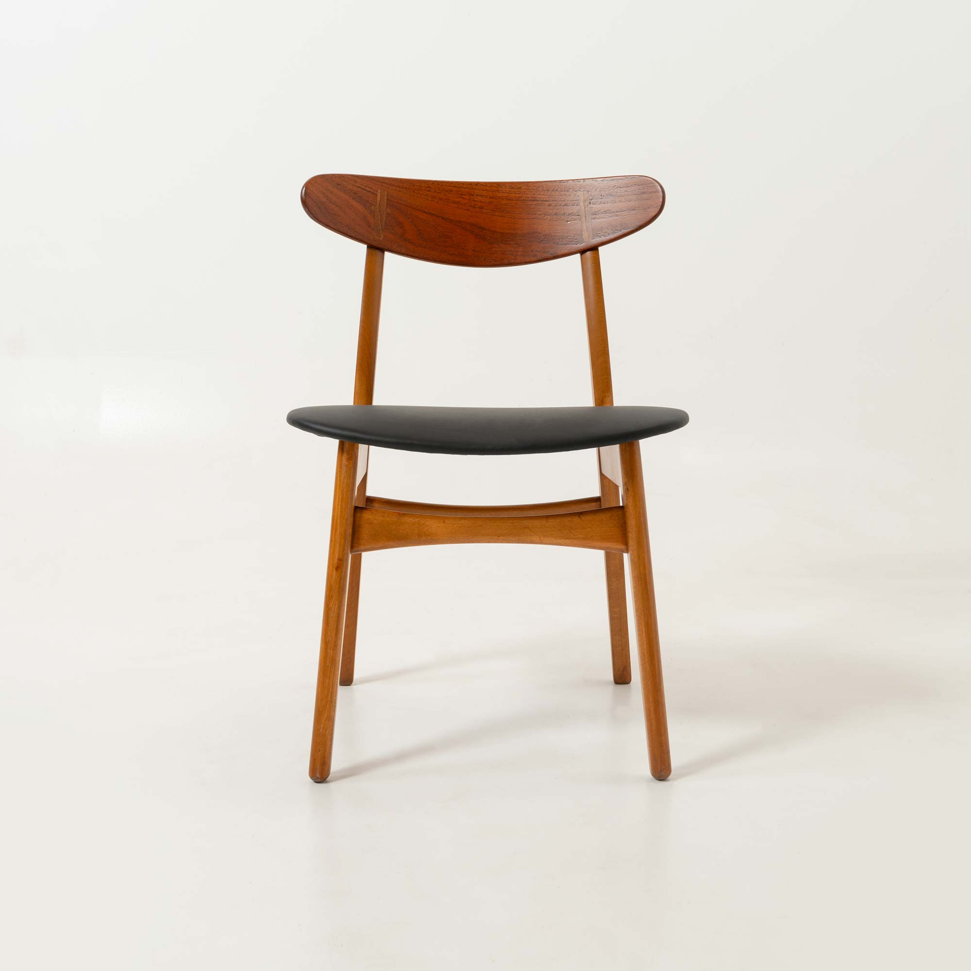 Set of six Hans Wegner for Carl Hansen & Son CH-30 Chairs in Teak and Black Leather