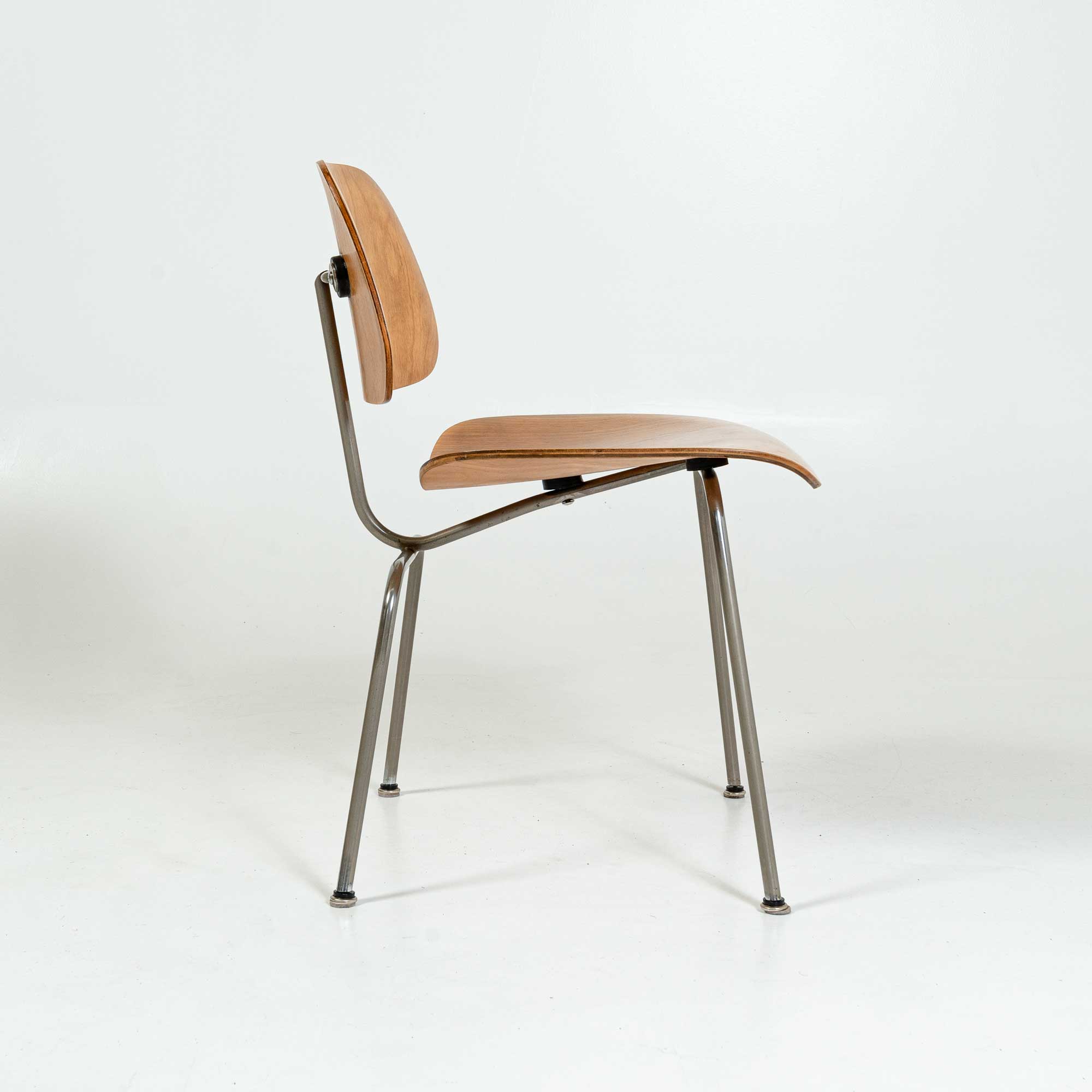 Dcm eames online