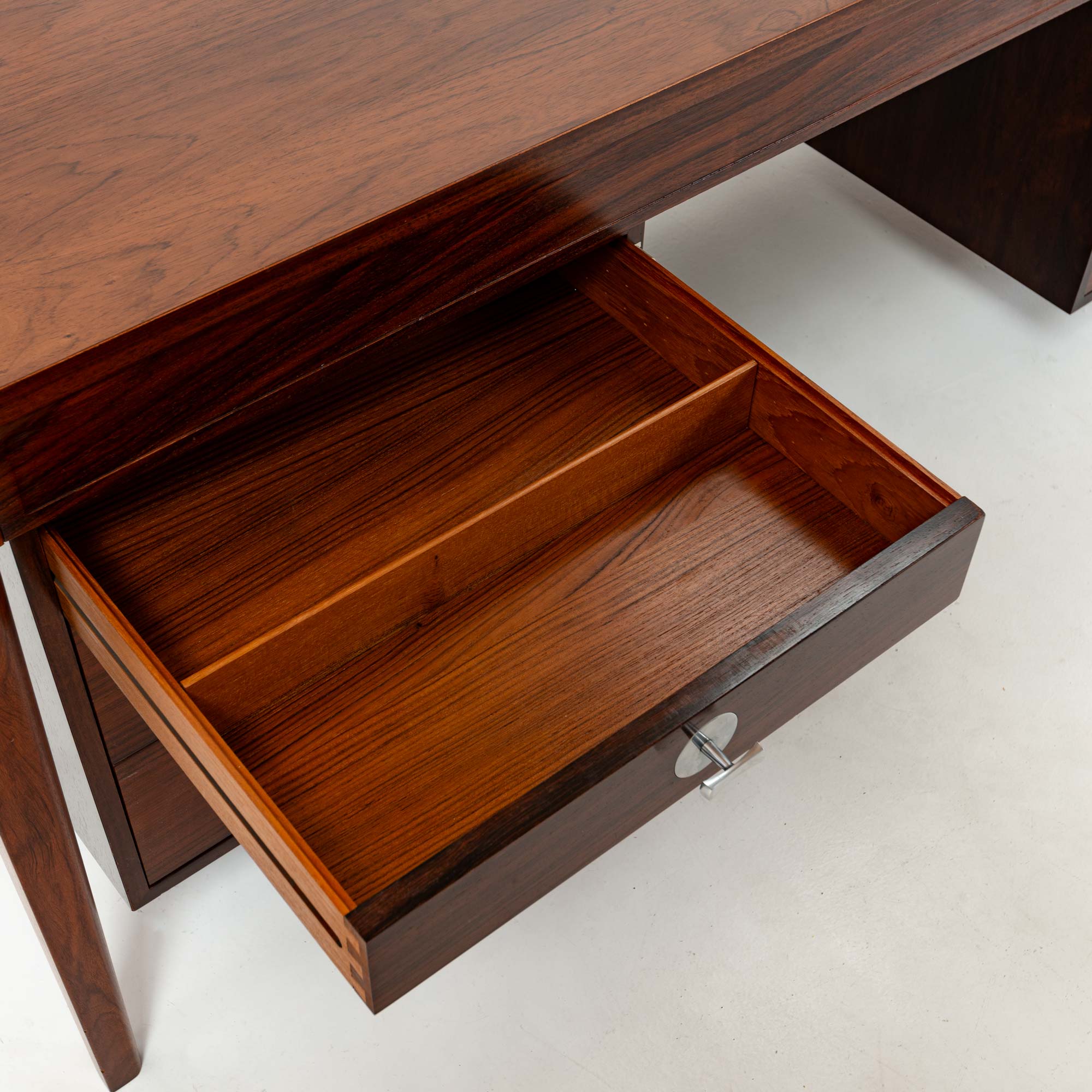 Finn Juhl for Cado Diplomat Series Desk with 9 drawers in Rosewood