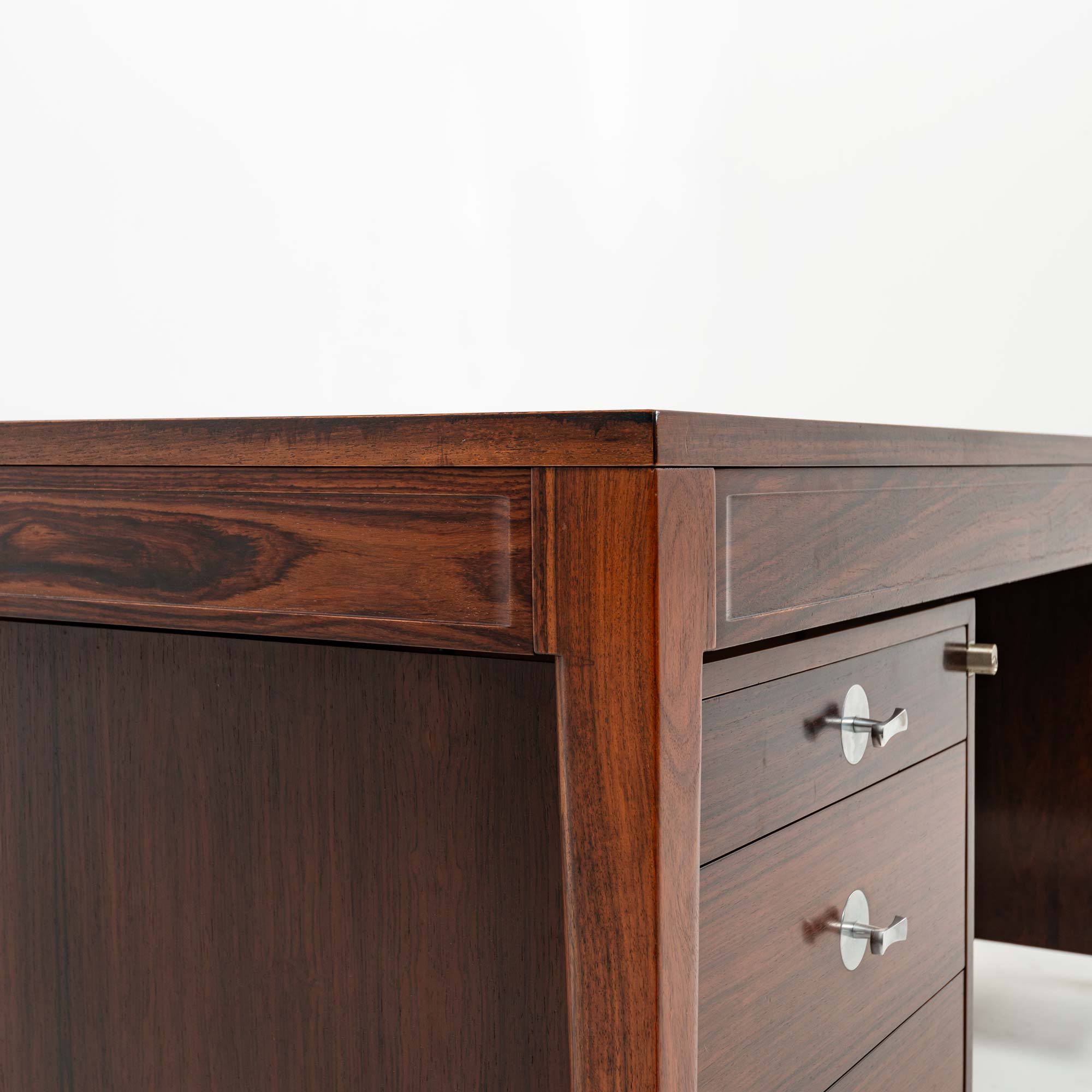 Finn Juhl for Cado Diplomat Series Desk with 9 drawers in Rosewood