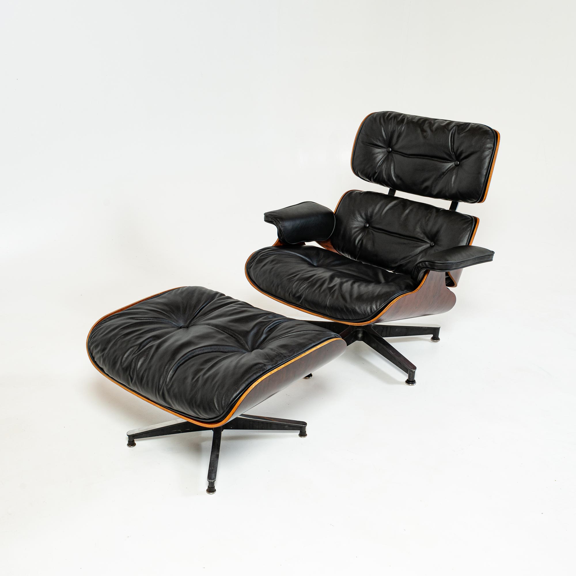 Very First Generation 1956 Eames Lounge Chair 670 and Spinning Ottoman 671