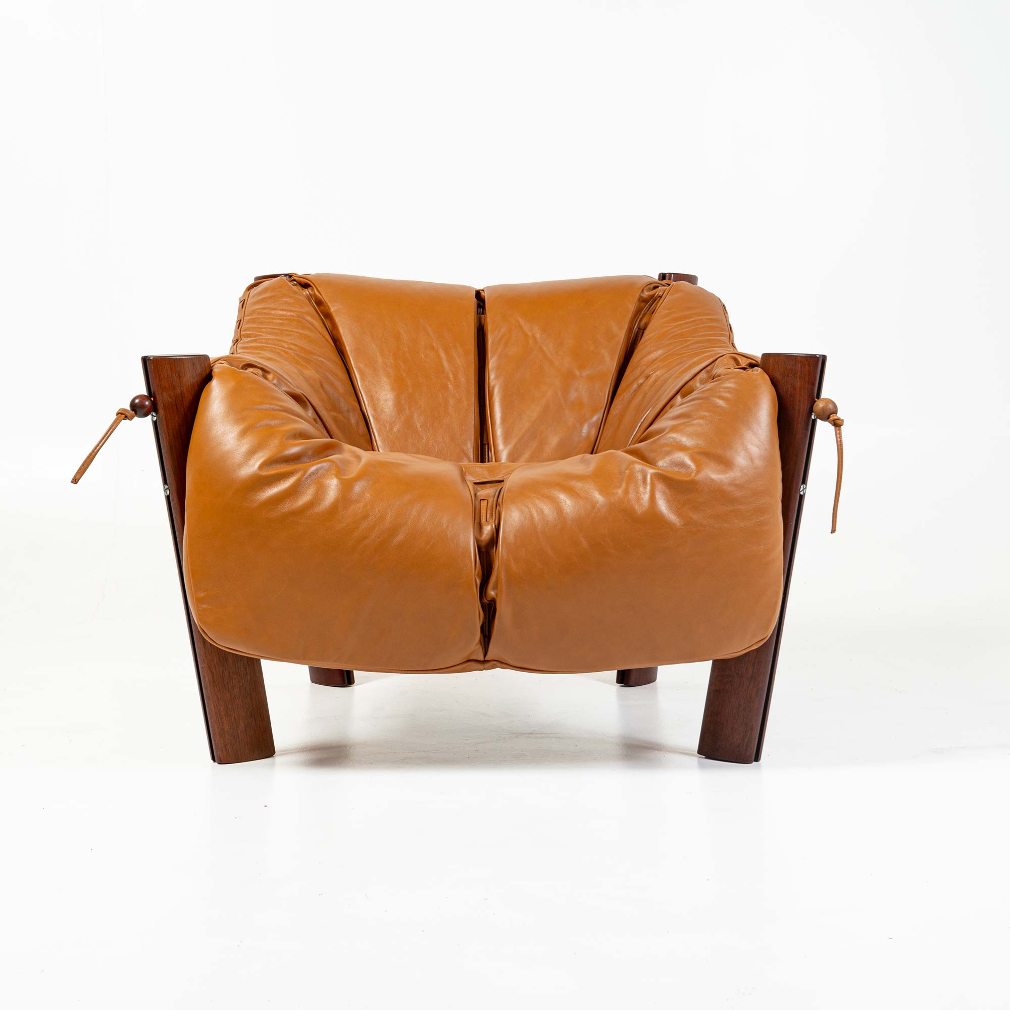 Percival Lafer MP-211 lounge chair in rosewood and Maharam Sorghum