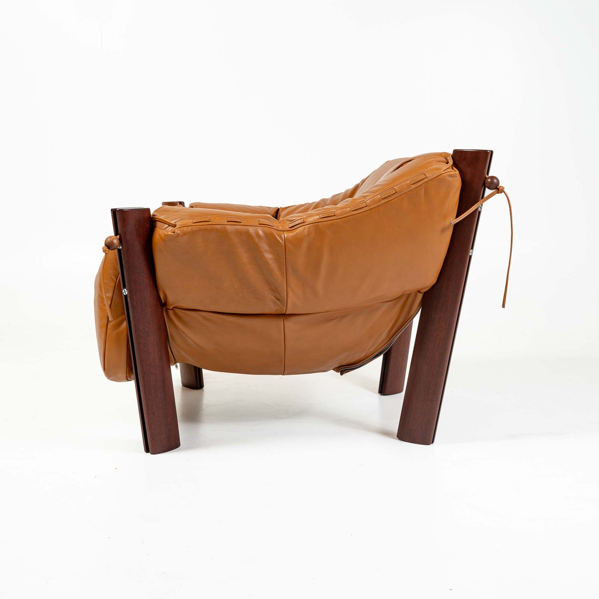 Percival Lafer MP-211 lounge chair in rosewood and Maharam Sorghum