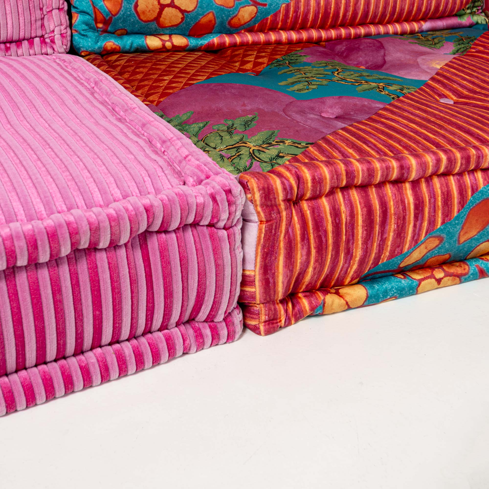 Hans Hopfer for Roche Bobois Mah-Jong Sofa in Kenzo Composition Hiru Fabric 12 pieces