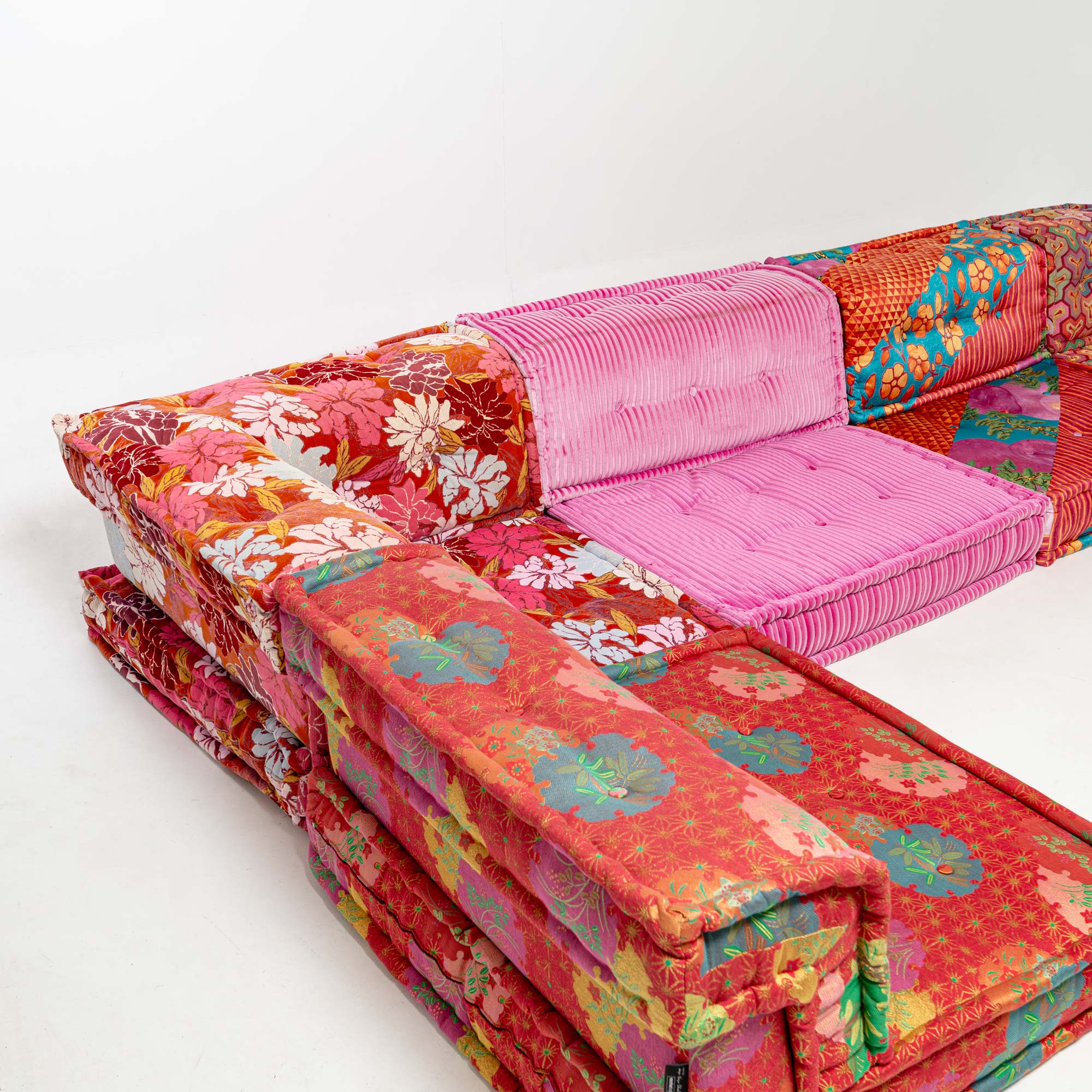 Hans Hopfer for Roche Bobois Mah-Jong Sofa in Kenzo Composition Hiru Fabric 12 pieces