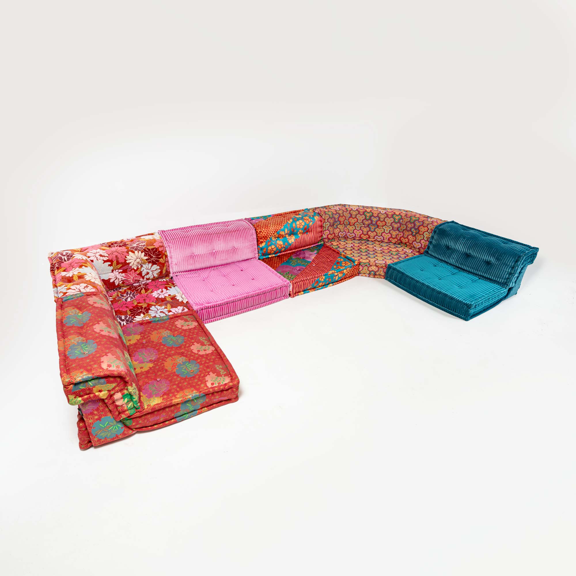 Hans Hopfer for Roche Bobois Mah-Jong Sofa in Kenzo Composition Hiru Fabric 12 pieces