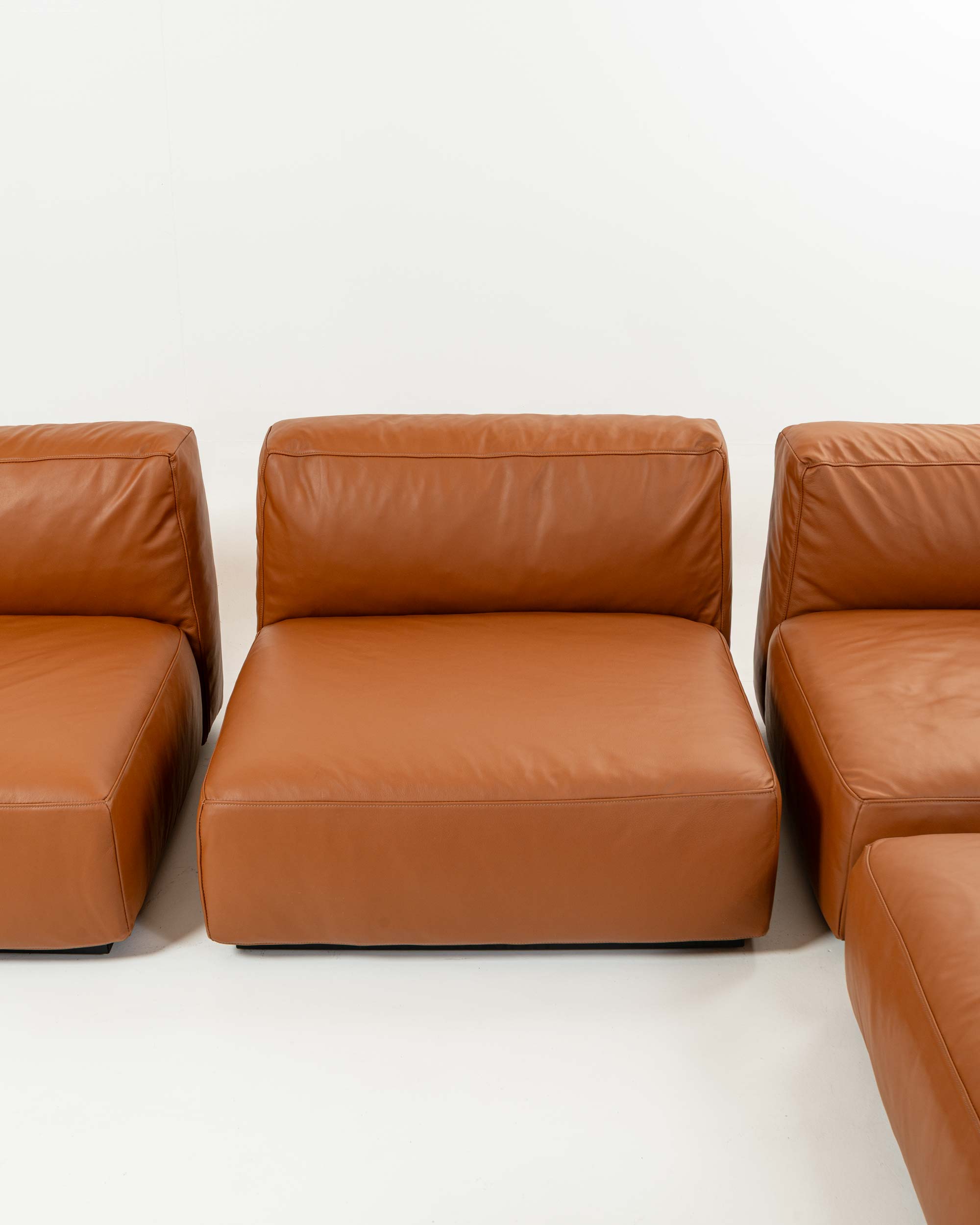 Piero Lissoni for Cassina Mex Cube 271 Sofa in Elmosoft Saddle