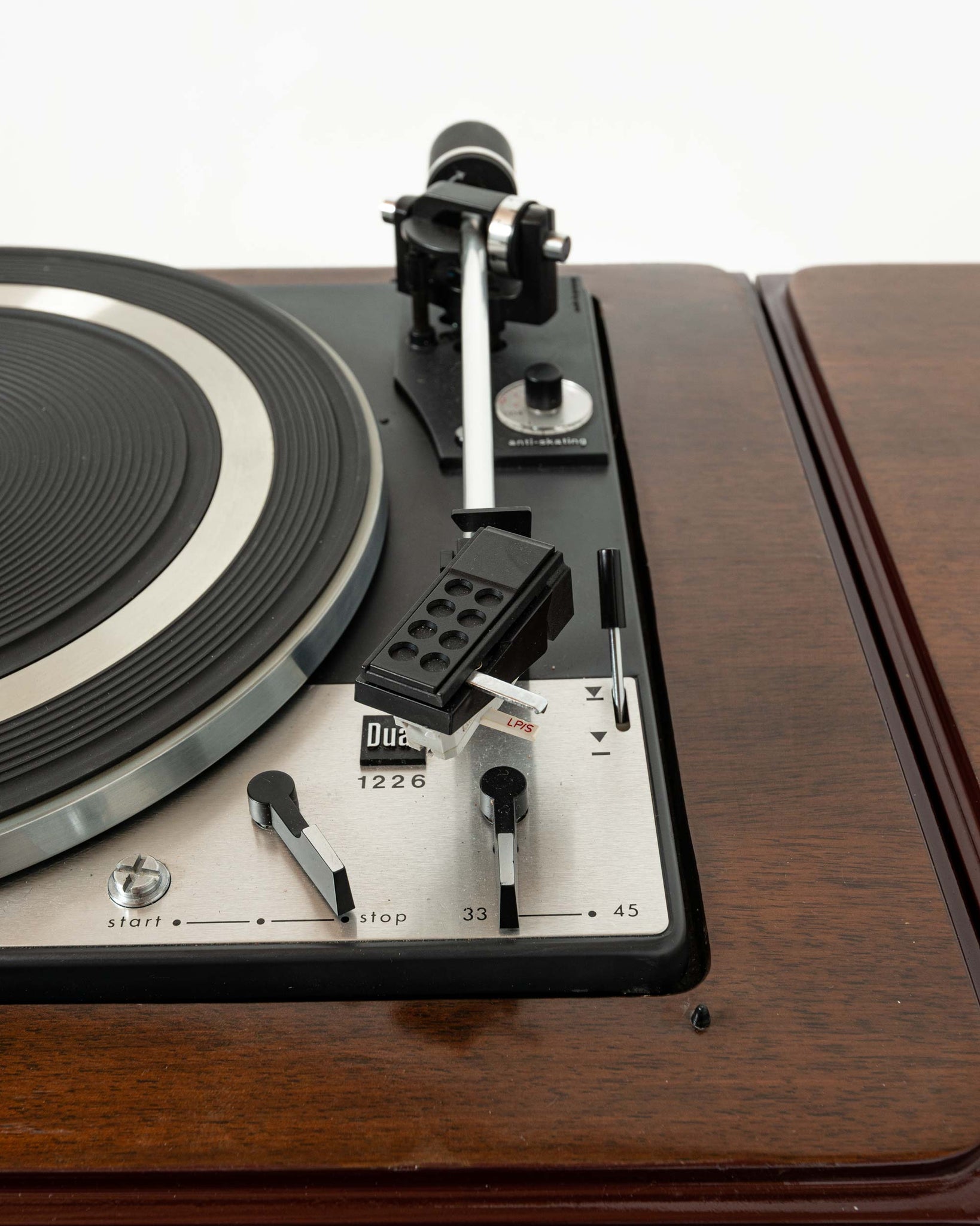 RR126 Radiophonograph and Record Player designed by Castiglioni brothers for Brionvega 1965 Walnut