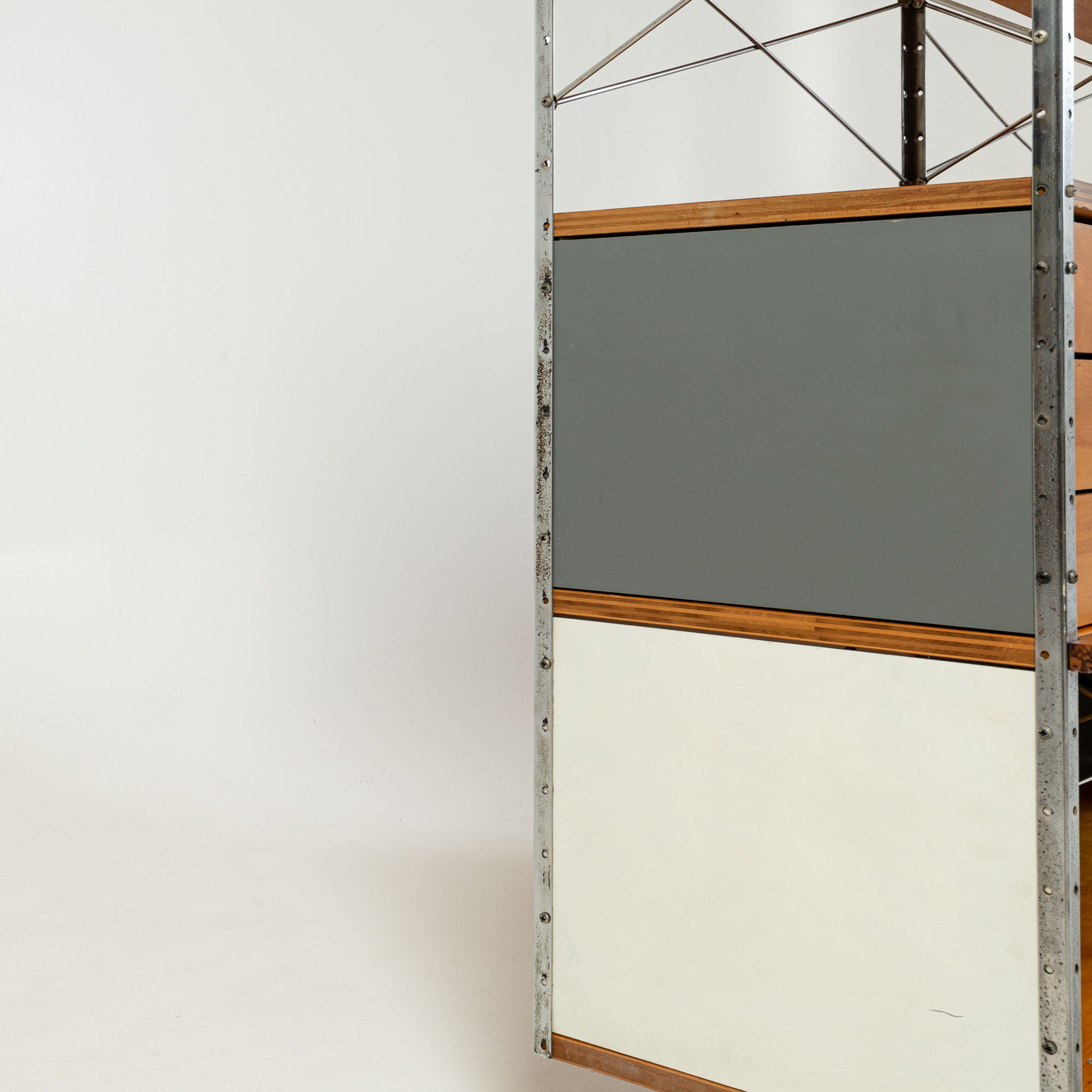 Eames Storage Unit ESU 400-N series by Charles and Ray Eames