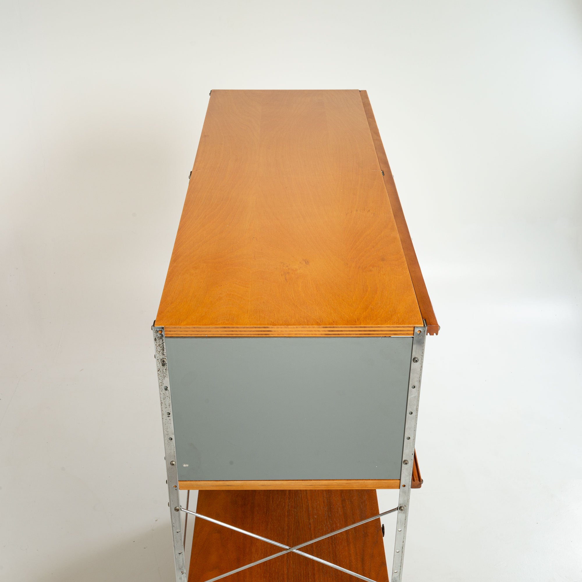 Eames Storage Unit ESU 400-N series by Charles and Ray Eames