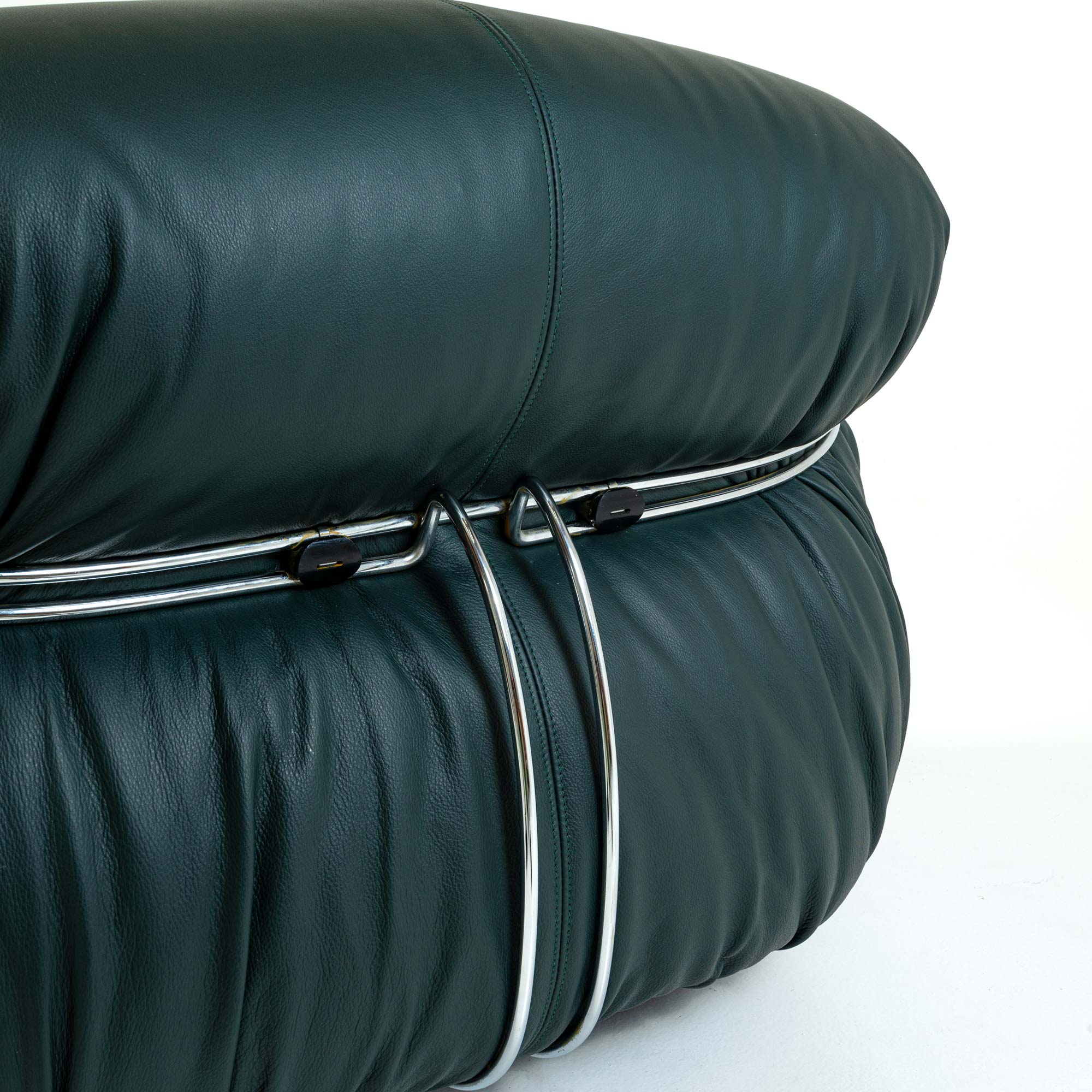 Soriana Lounge Chair by Afra & Tobia Scarpa for Cassina 1970s in Elmo Green Leather