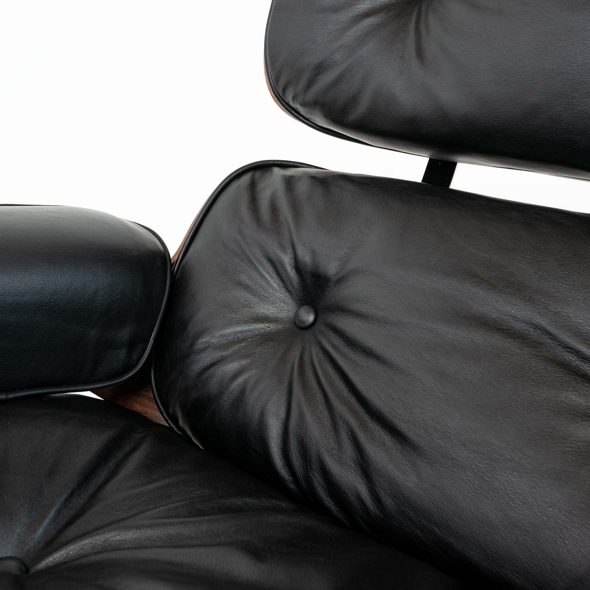 First Generation 1956-1959 Eames Lounge Chair 670 and Boot glide