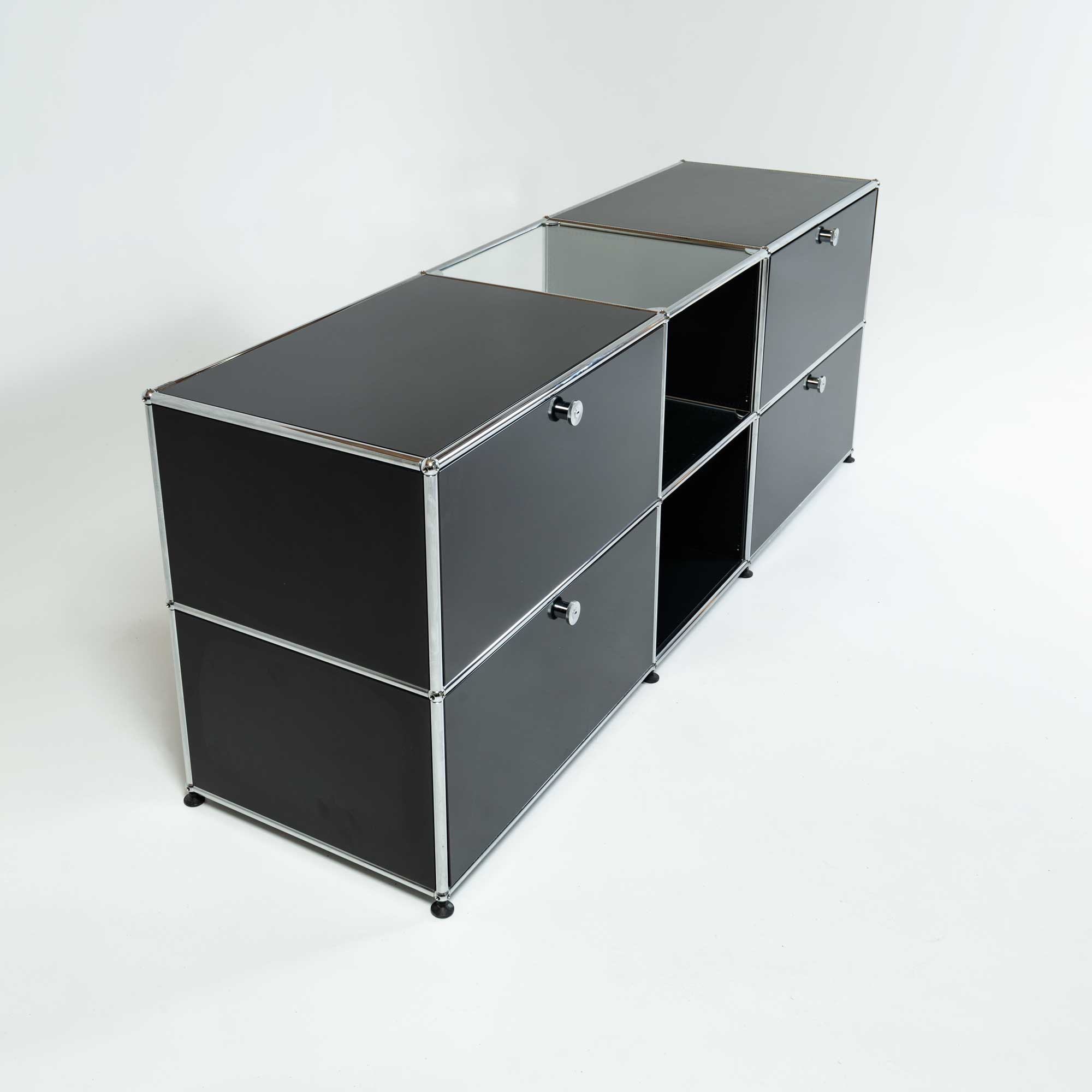 USM Haller Modular System Credenza in Graphite Black