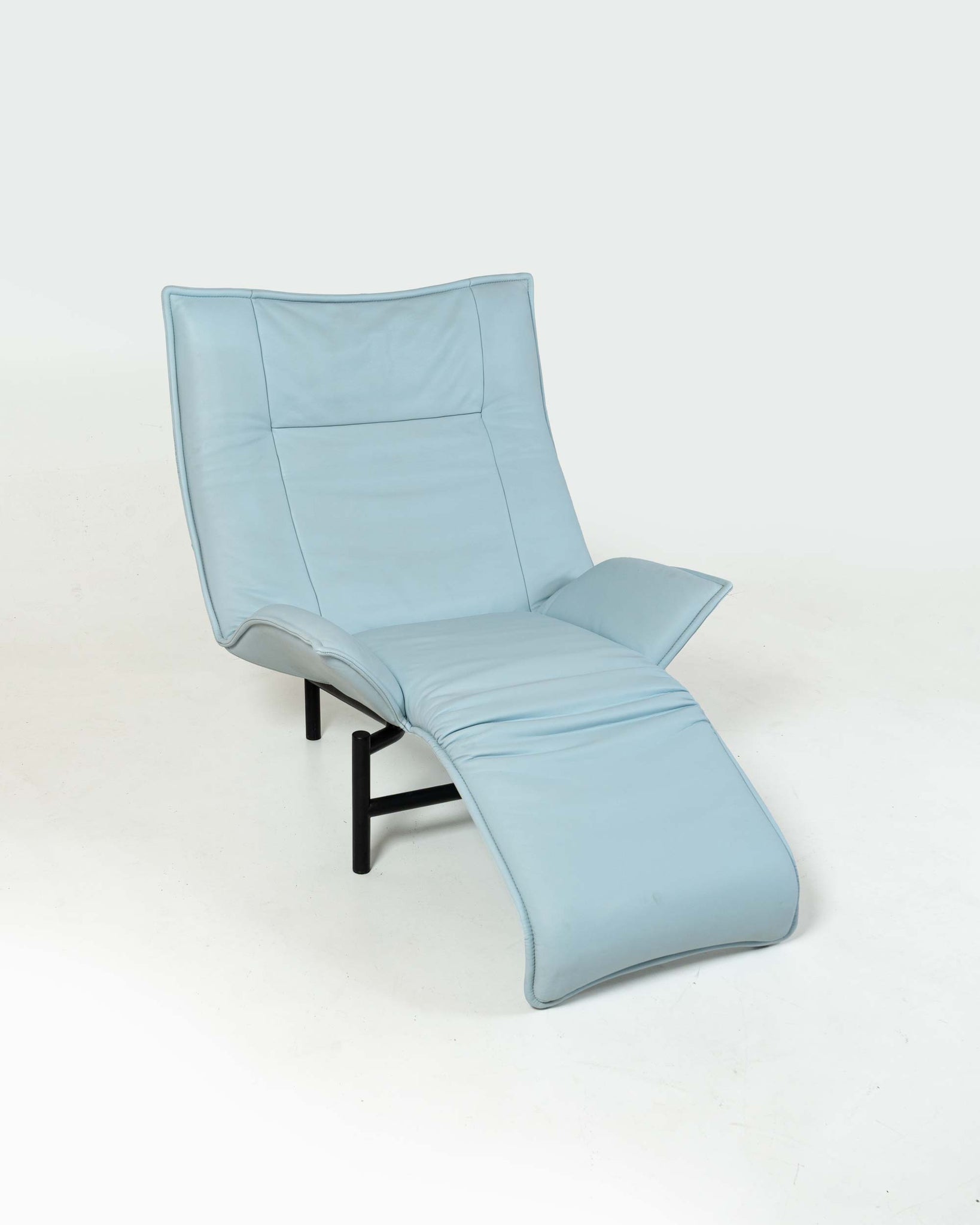 Vico Magistretti for Cassina Veranda Lounge Chair in Original Baby Blue Leather