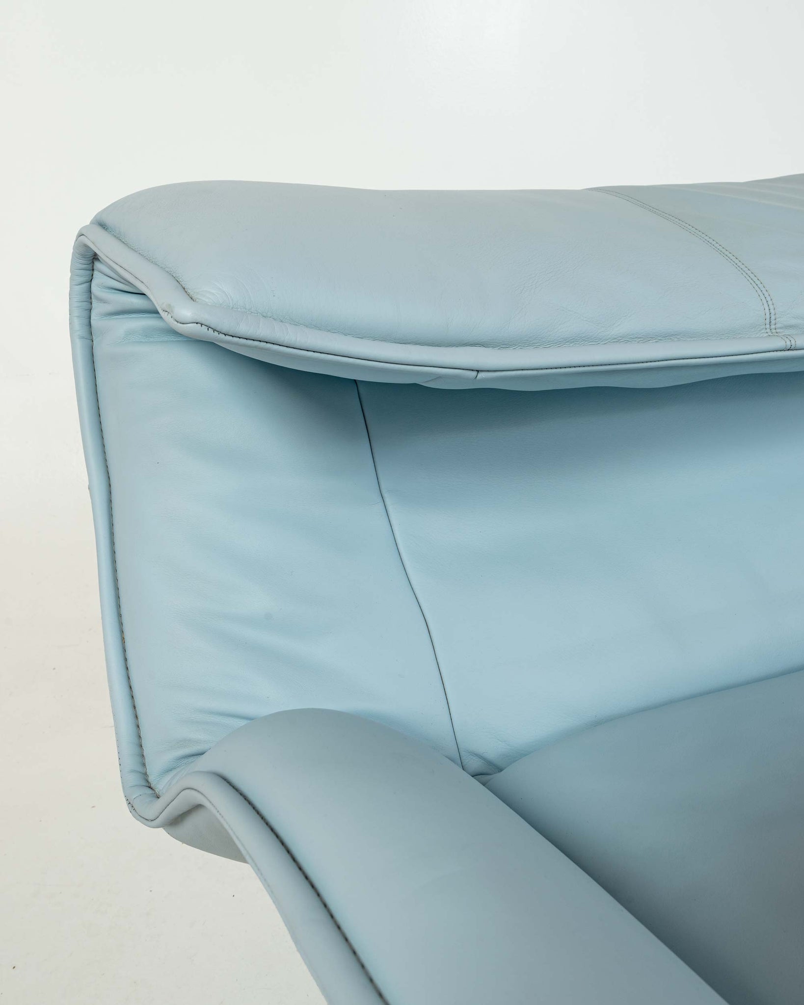 Vico Magistretti for Cassina Veranda Lounge Chair in Original Baby Blue Leather