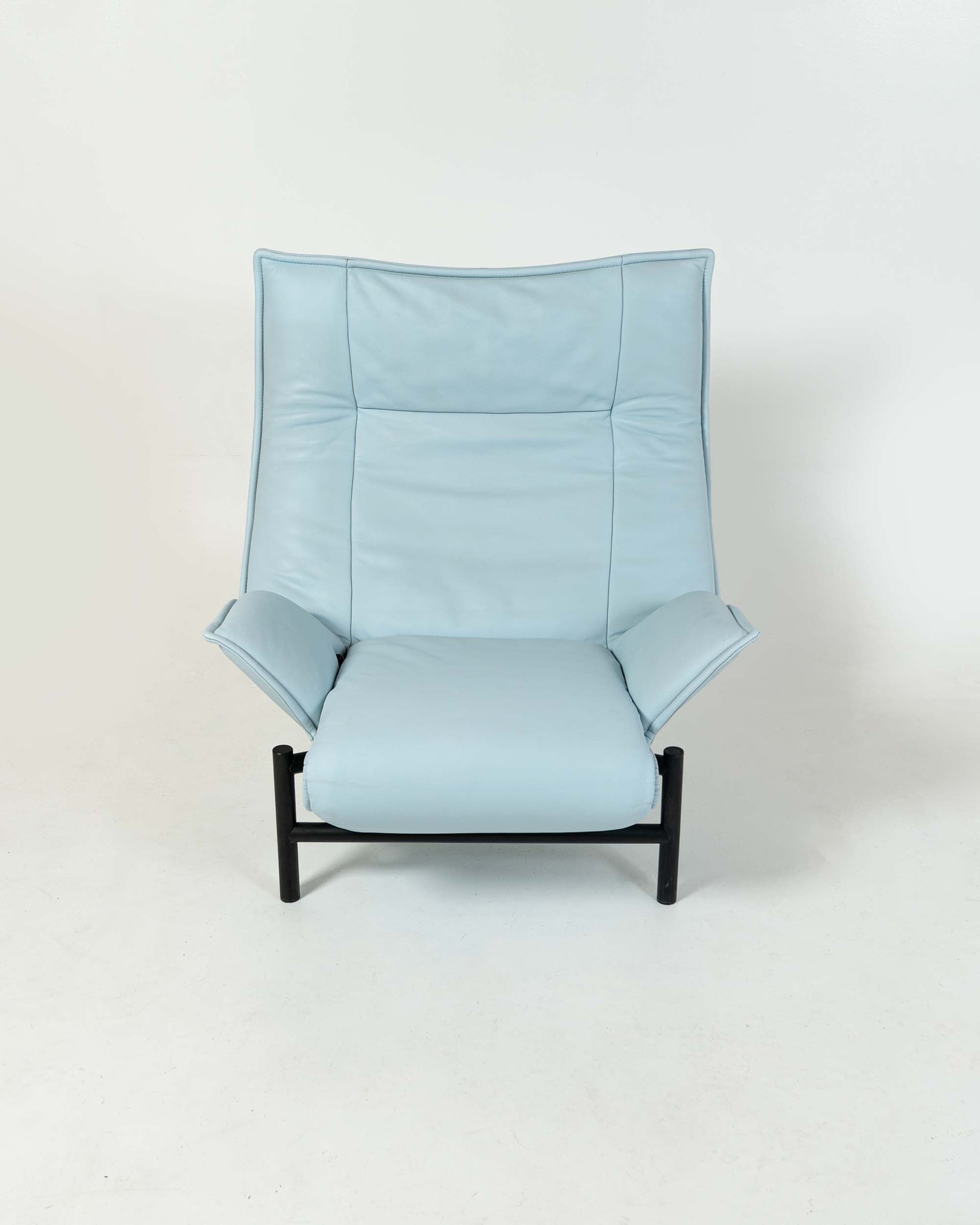 Vico Magistretti for Cassina Veranda Lounge Chair in Original Baby Blue Leather