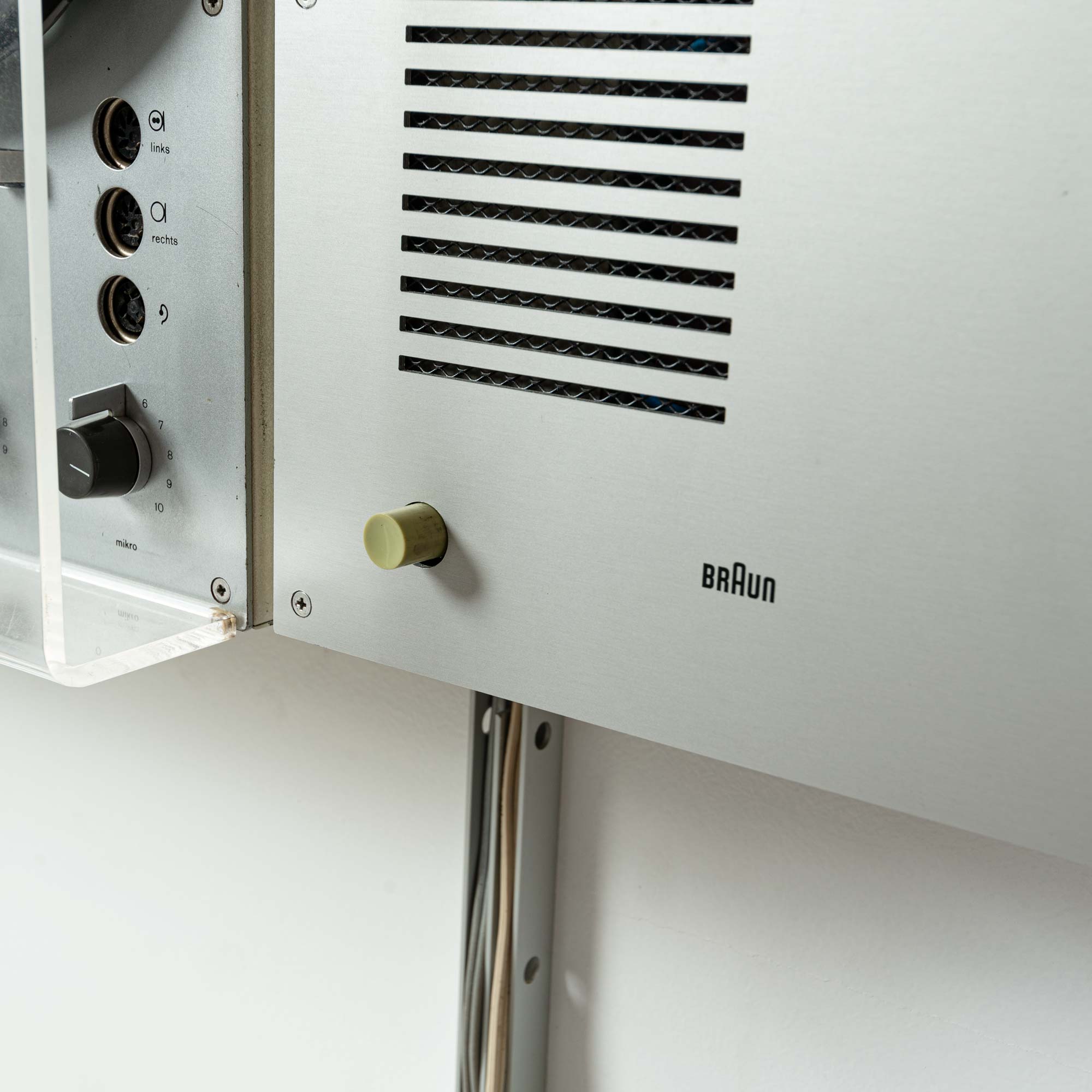 Dieter Rams for Braun Wall Mount Stereo System "Wandanlage"