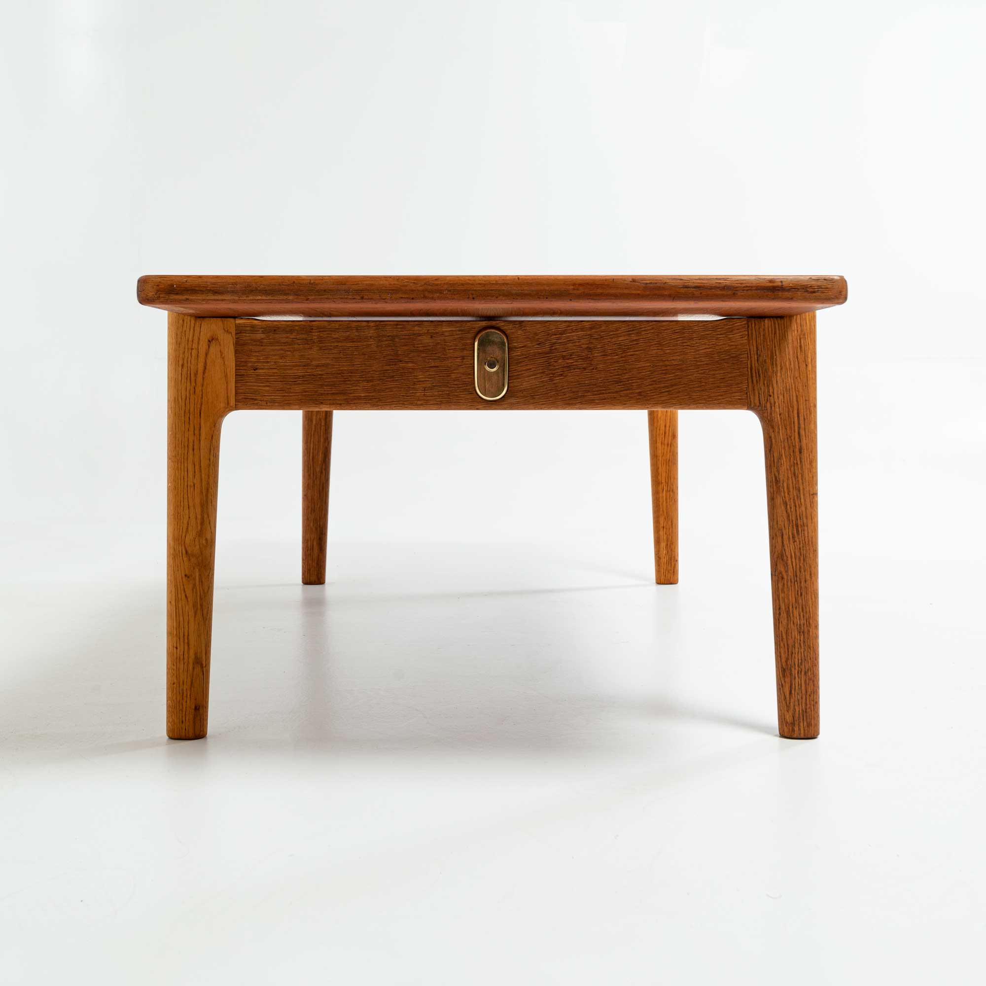 Hans Wegner for Johannes Hansen Flip Top Coffee Table, 1950s